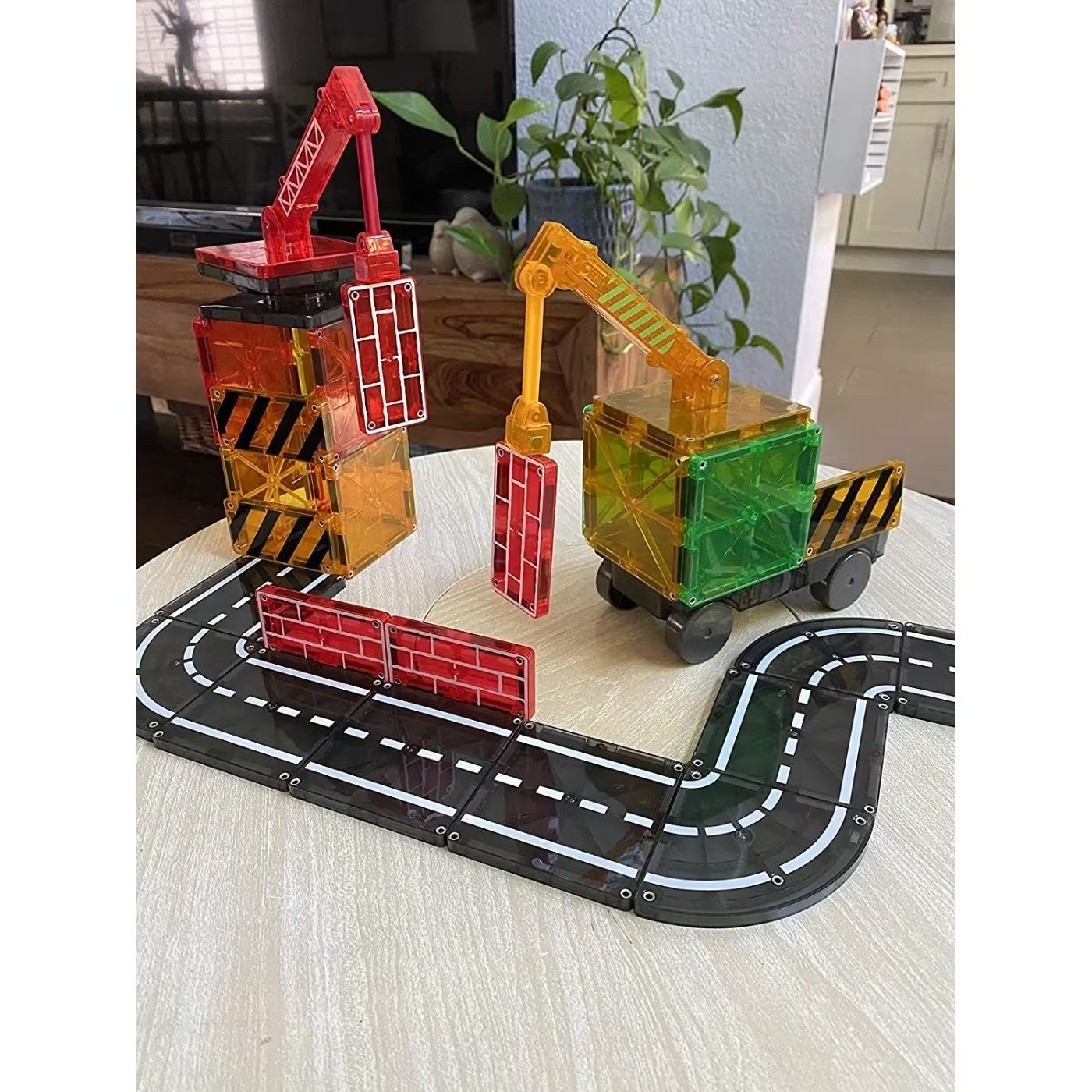 Magna-Tiles Σετ Κατασκευών Builder – 32 Τεμάχια - Image 4