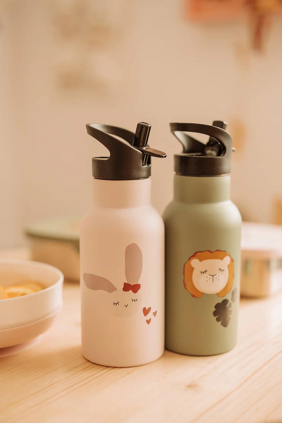 Kikadu Παγούρι Θερμός Rosé Bunny 350ml με 2 Καπάκια & Βουρτσάκι - Image 2